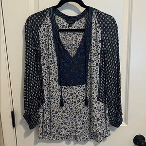 Lucky Brand Navy and White Floral Blouse